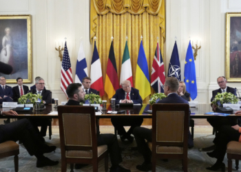 Η διπλωματία στην εποχή Τραμπ: Πώς η Ευρώπη έμαθε να μιλά τη γλώσσα του Αμερικανού προέδρου