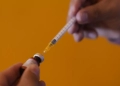 Η κυβέρνηση των ΗΠΑ ακυρώνει χρηματοδοτήσεις εμβολίων mRNA