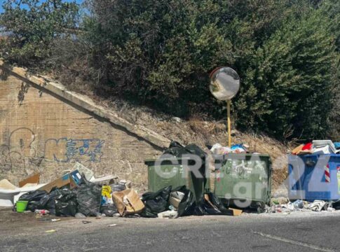 Ηράκλειο: «Μάχη» για να απομακρυνθούν οι… λόφοι σκουπιδιών – Τι λέει ο Αλέξης Καλοκαιρινός για την καθαριότητα και τον ιδιώτη