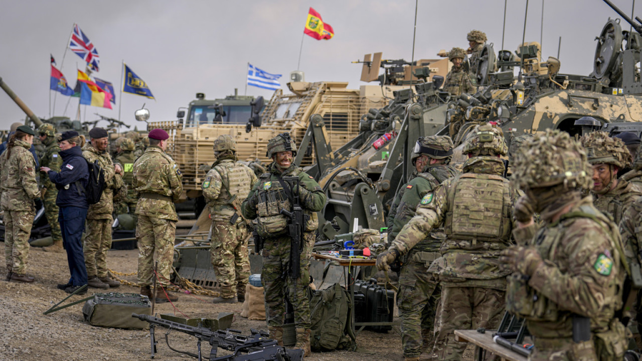 NATO - Ουκρανία: Οι αρχηγοί των ΕΔ επιβεβαιώνουν στήριξη σε Ουκρανία