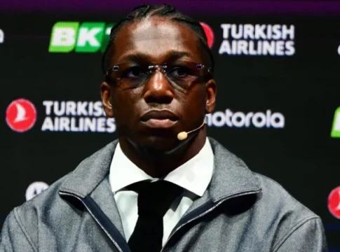 Ο Ναν διοργάνωσε καμπ στο Σικάγο: «Να είμαι σαν μεγαλύτερος αδερφός για τα παιδιά»