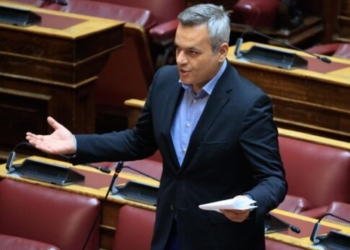 Οι καταγγελίες για φαινόμενα διαφθοράς στην Τελωνειακή Υπηρεσία, στη Βουλή από τον Χάρη Μαμουλάκη