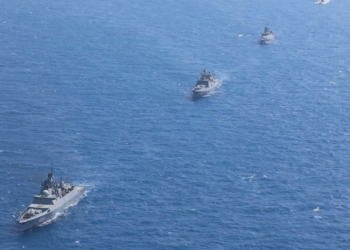 Ουκρανία: Aνακοίνωσε ότι έπληξε ένα μικρό ρωσικό πολεμικό πλοίο που μετέφερε πυραύλους
