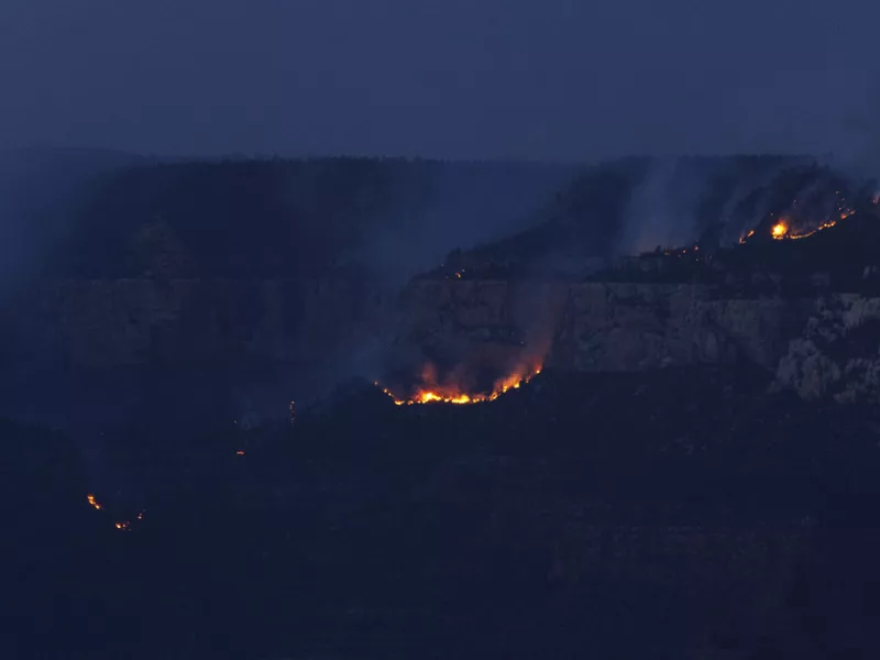 φωτιά στο Γκραντ Κάνιον