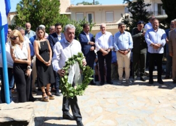 Στ. Αρναουτάκης: «Στεκόμαστε ευλαβικά απέναντι στη θυσία των ηρώων της Δαμάστας και του Μαράθου»