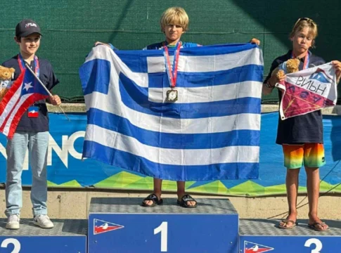 Στην κορυφή του κόσμου 10χρονος Έλληνας ιστιοπλόος