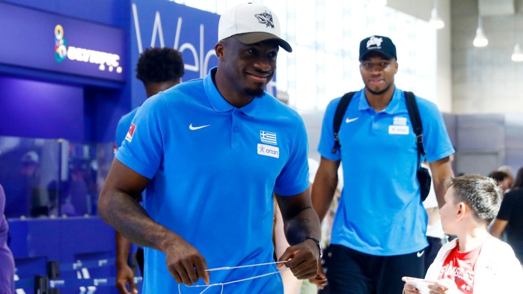 Συγκεντρωμένη και αισιόδοξη η Εθνική στο EuroBasket 2025: Δηλώσεις Αντετοκούνμπο και Σλούκα πριν την πρεμιέρα