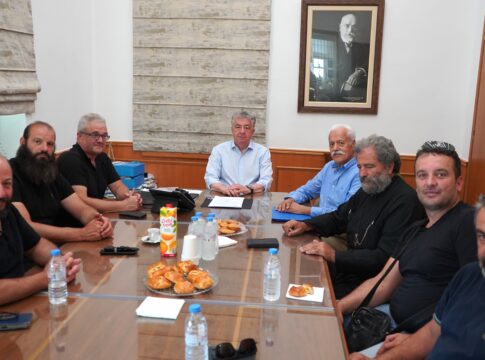 Συνάντηση του Περιφερειάρχη Κρήτης με τον Δήμαρχο Αποκορώνου