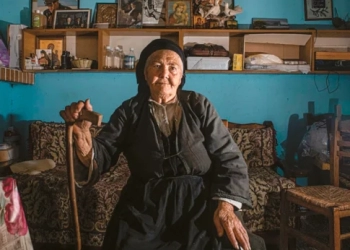 Τα μυστικά των Ελλήνων που ζουν χρόνια πολλά και καλά – Ποιο είναι το προσδόκιμο ζωής στην Κρήτη