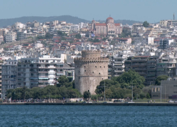 Θεσσαλονίκη: Πράσινο φως από το ΚΑΣ για τις αναπλάσεις των πλατειών Δημοκρατίας και Διοικητηρίου