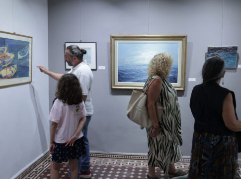 Την έκθεση «Μάτια του Αυγούστου» με έργα της Δημοτικής Πινακοθήκης εγκαινίασε ο Δήμαρχος Ηρακλείου
