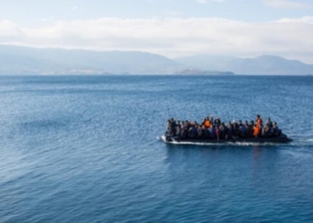 Βάρκα με μετανάστες εντοπίστηκε στη Γαύδο