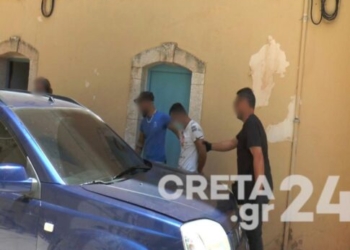 Υπόθεση κατασκοπείας: Αναψυχή με το βλέμμα στη βάση της Σούδας