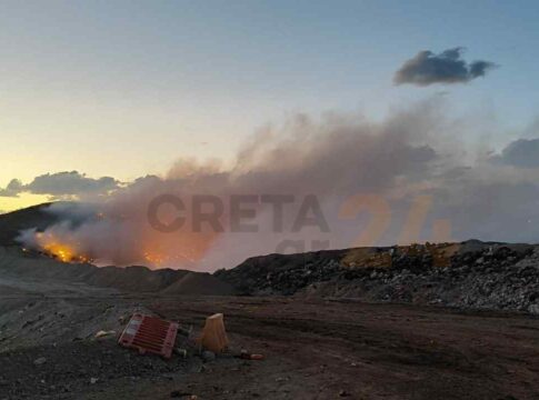 Ακρωτήρι Χανίων: Μαίνεται η φωτιά στο εργοστάσιο επεξεργασίας απορριμμάτων – Φωτογραφίες