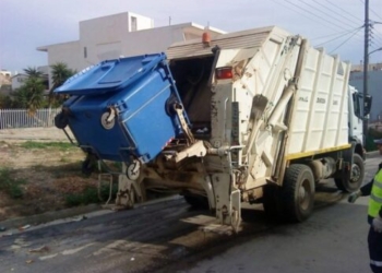 Αποκλείστηκαν και τα απορριμματοφόρα του Δήμου από τις κινητοποιήσεις των κτηνοτρόφων
