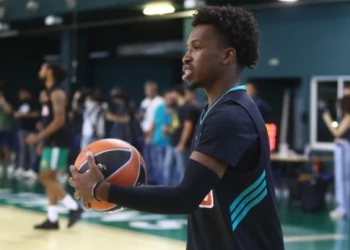 Αθλητικές μεταδόσεις: Πού θα δείτε σήμερα Παναθηναϊκός-Μπάγερν, Μπασκόνια-Ολυμπιακός και τα ματς του Champions League