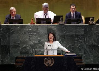 Μπέρμποκ: Ειρήνη με κυανόκρανους στην Ουκρανία