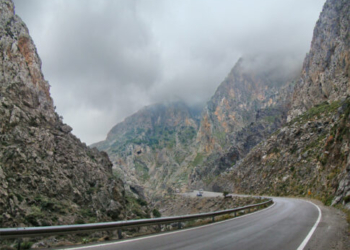 Δημοπρατείται η μελέτη για το τούνελ στον νότο – Παρεμβάσεις βραχοπροστασίας στα φαράγγια