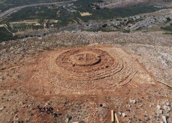 Δημοτικό Συμβούλιο Γόρτυνας: Ψήφισμα για την διάσωση του μνημείου στον λόφο Παπούρα