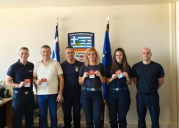 Δωροκάρτες σε οικογένειες αστυνομικών για τα πρωτάκια!