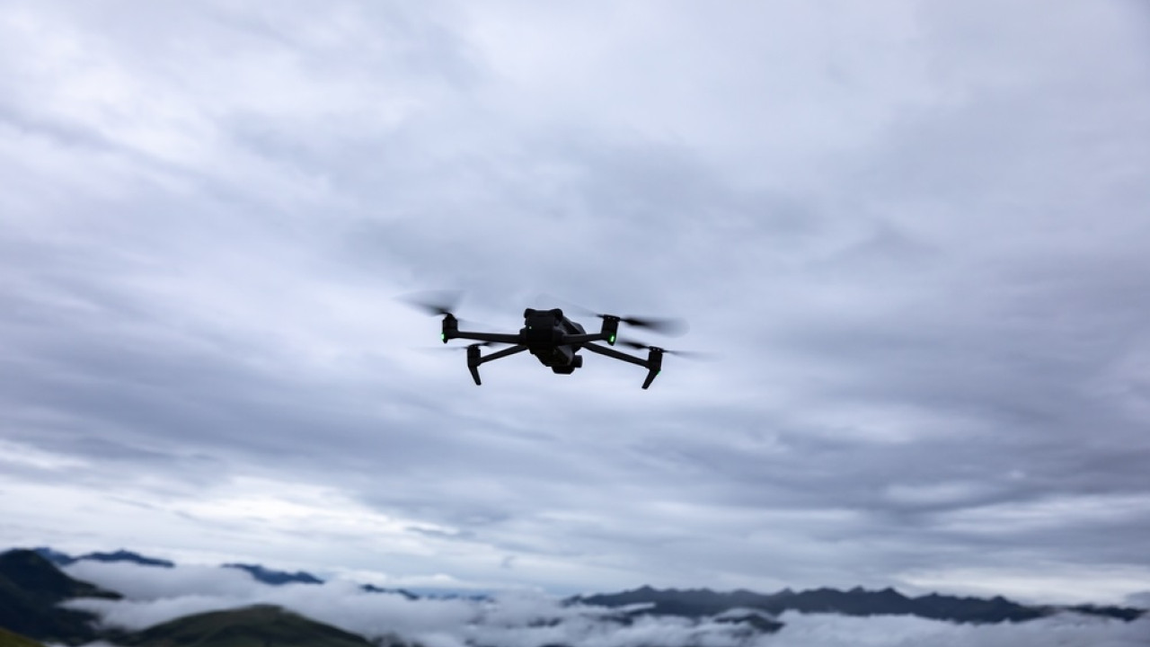 Drones - κυβερνοεπιθέσεις: Δοκιμάζουν την αεροπορική ασφάλεια