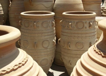 Έκλεψαν παραδοσιακά πιθάρια ηλικίας ενός αιώνα!