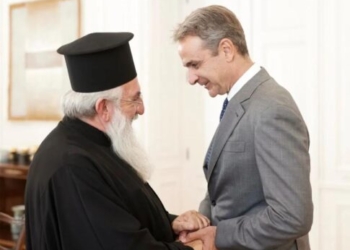 «Επιλέξτε όποιον υποψήφιο μητροπολίτη θέλετε από τον κατάλογο» – Τι είπαν Κυριάκος Μητσοτάκης και Αρχιεπίσκοπος Κρήτης