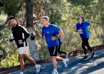 Έτρεξε στο “Festos Run” ο Λευτέρης Αυγενάκης