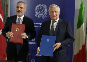 Φιντάν: «Στη Μεσόγειο οι έρευνες να διεξάγονται με σεβασμό στα κυριαρχικά μας δικαιώματα»