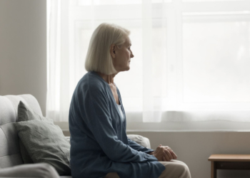 «Γιατί η γιαγιά μου δεν θυμάται το όνομα μου;»: Ενημέρωσης για το Αλτσχάιμερ σε παιδιά του Δημοτικού