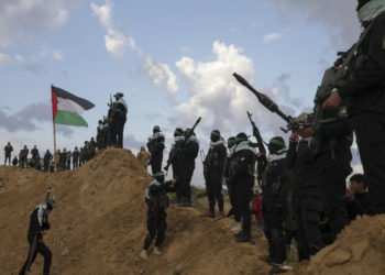 Η Χαμάς «έτοιμη να καθίσει αμέσως στο τραπέζι των διαπραγματεύσεων»