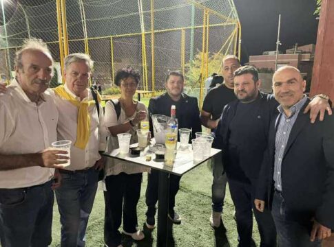 Η διοίκηση του Ερασιτέχνη στην επίσημη παρουσίαση της ομάδας ποδοσφαίρου γυναικών του ΟΦΗ