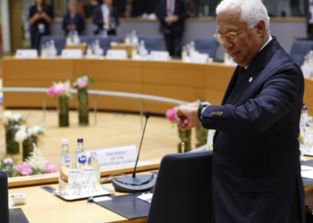 Η ΕΕ θα εξετάσει απάντηση στις ρωσικές παραβιάσεις στη Σύνοδο της Κοπεγχάγης