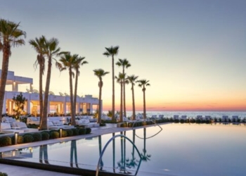 Η Grecotel γιορτάζει 50 χρόνια ιστορίας στο Ρέθυμνο – Μια μεγάλη γιορτή φόρος τιμής στους ανθρώπους του ομίλου