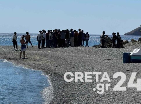 Η μία μετά την άλλη οι βάρκες μεταναστών στην Κρήτη – Έκτακτη σύσκεψη στην Αθήνα