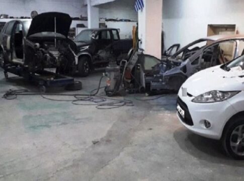 Ηράκλειο: Έφοδος της ΕΛ.ΑΣ. σε συνεργείο – Βρέθηκε αποσυναρμολογημένο κλεμμένο όχημα