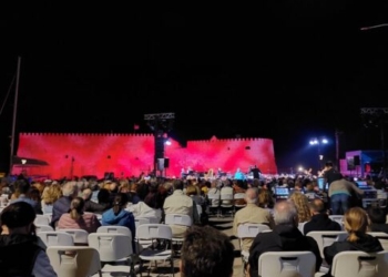 Ηράκλειο: Μάγεψε η Κρατική Ορχήστρα Αθηνών με φόντο το φρούριο του Κούλε