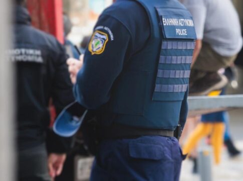 Ηράκλειο: Στο νοσοκομείο αστυνομικός μετά από άγρια επίθεση – Σεσημασμένος τον γρονθοκόπησε στο κεφάλι