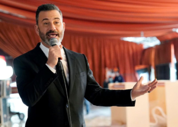 Jimmy Kimmel: 400 celebrities τον στηρίζουν δημόσια μετά το «μαύρο» στην εκπομπή