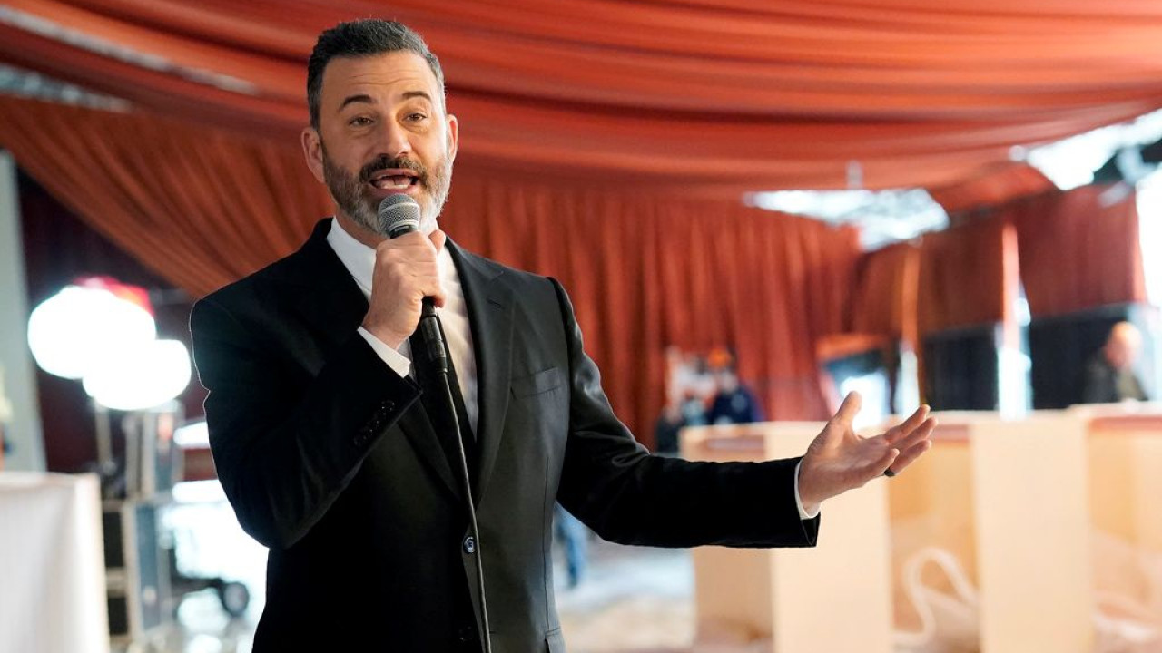 Jimmy Kimmel: 400 celebrities τον στηρίζουν δημόσια μετά το «μαύρο» στην εκπομπή