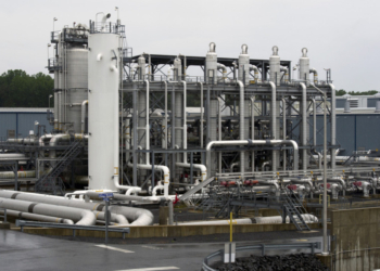 Κάθετος Διάδρομος και LNG: Το σχέδιο που αλλάζει τον ρόλο της Ελλάδας