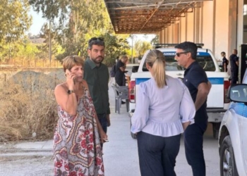 «Κεραυνοί» Σημανδηράκη προς τα Υπουργεία για το μεταναστευτικό: «Aσυνεννοησία και μπάχαλο!»