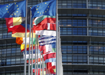 Κομισιόν: Έως την Παρασκευή το 19ο πακέτο κυρώσεων κατά της Ρωσίας