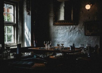 Κρήτη: Βρήκε νεκρό το αφεντικό του στην ταβέρνα