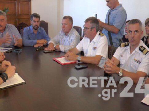 Μεταναστευτικό: «Γονατίζει» η Αγυιά – Σε εξέλιξη κρίσιμη σύσκεψη στα Χανιά (εικόνες)