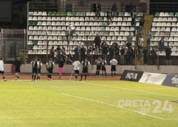 Μια απροστάτευτη ομάδα και ένας προπονητής σε λήθαργο