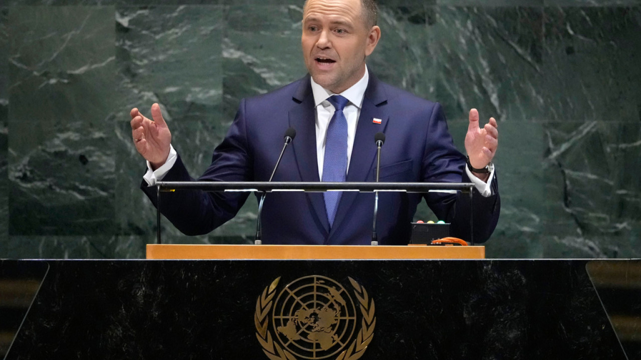 Ναβρότσκι: «Οι Πολωνοί δεν θα φοβηθούν τα ρωσικά drones»