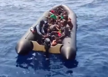 Νέα σκάφος με μετανάστες νότια του Ηρακλείου