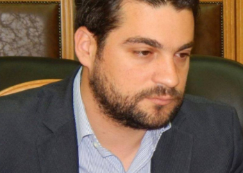Ο δήμαρχος Χανίων διαψεύδει επαφές με άτομα εγκληματικής οργάνωσης στην Κρήτη