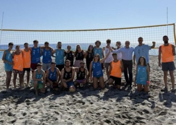 Ο Δήμαρχος Βιάννου Παύλος Μπαριτάκης στο τουρνουά beach volley στην Ψαρή Φοράδα